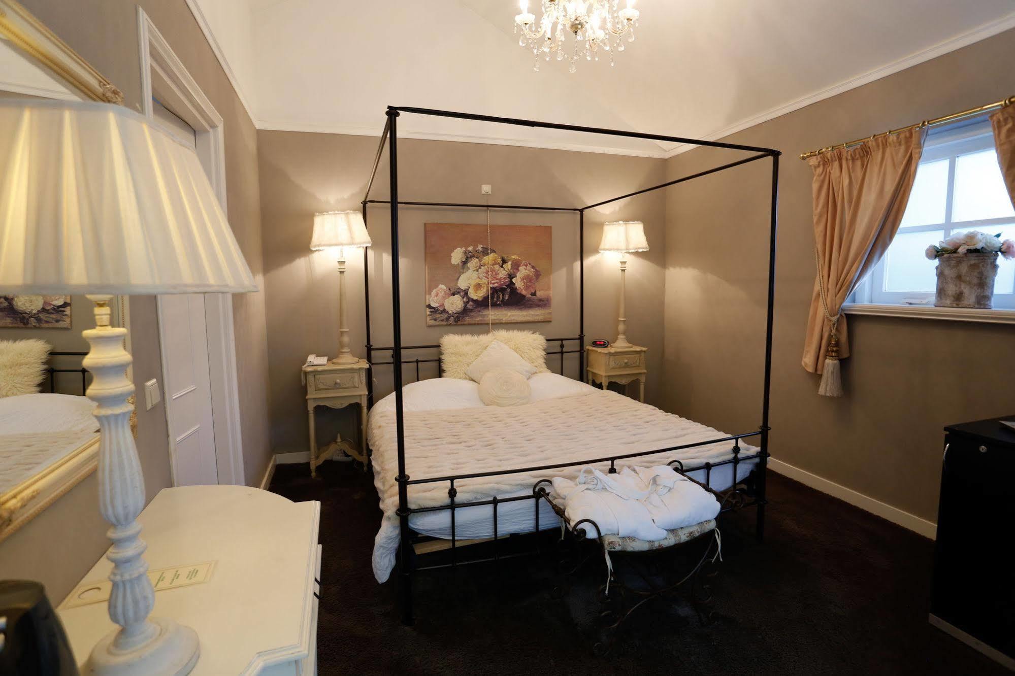 Boutique Hotel Puur Zee - Adults Only Wijk aan Zee Exterior photo