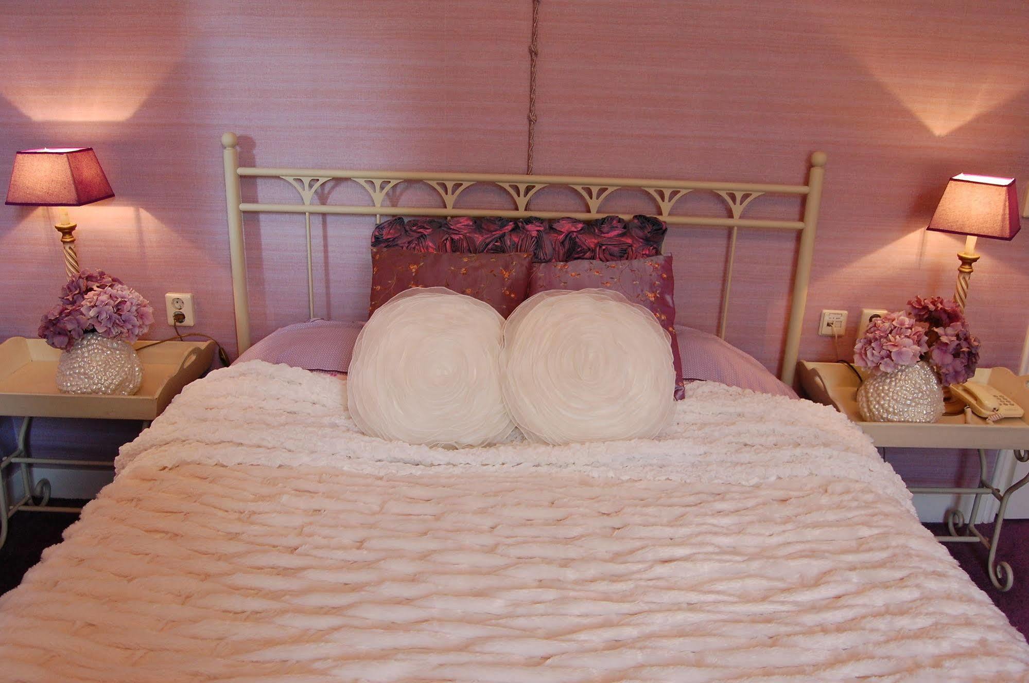 Boutique Hotel Puur Zee - Adults Only Wijk aan Zee Exterior photo